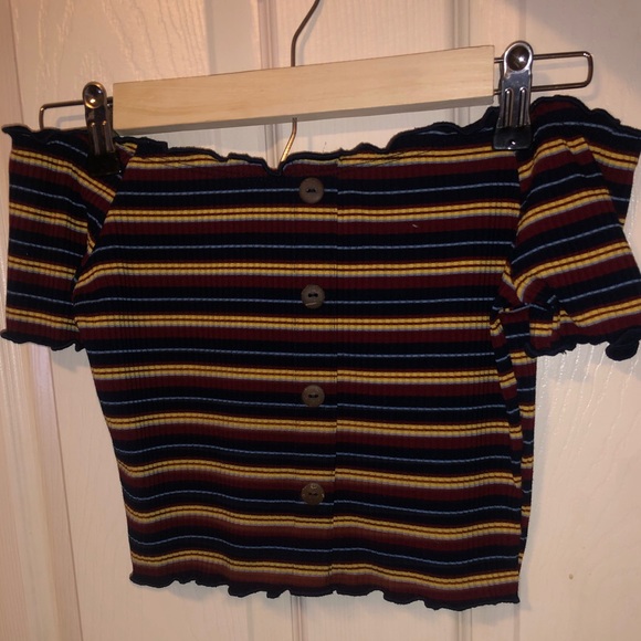 Cropped off the shoulder top - Picture 1 of 2